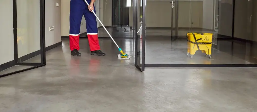 Cuánto cuesta la limpieza de una comunidad de vecinos